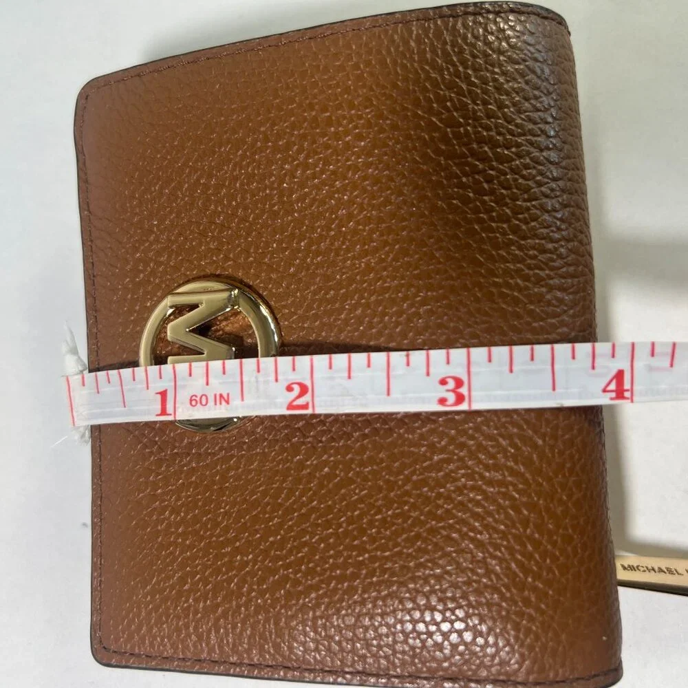 Michael Kors Pebbled Leather Wallet MK Logo Fold‎ overSnap Zip Closure